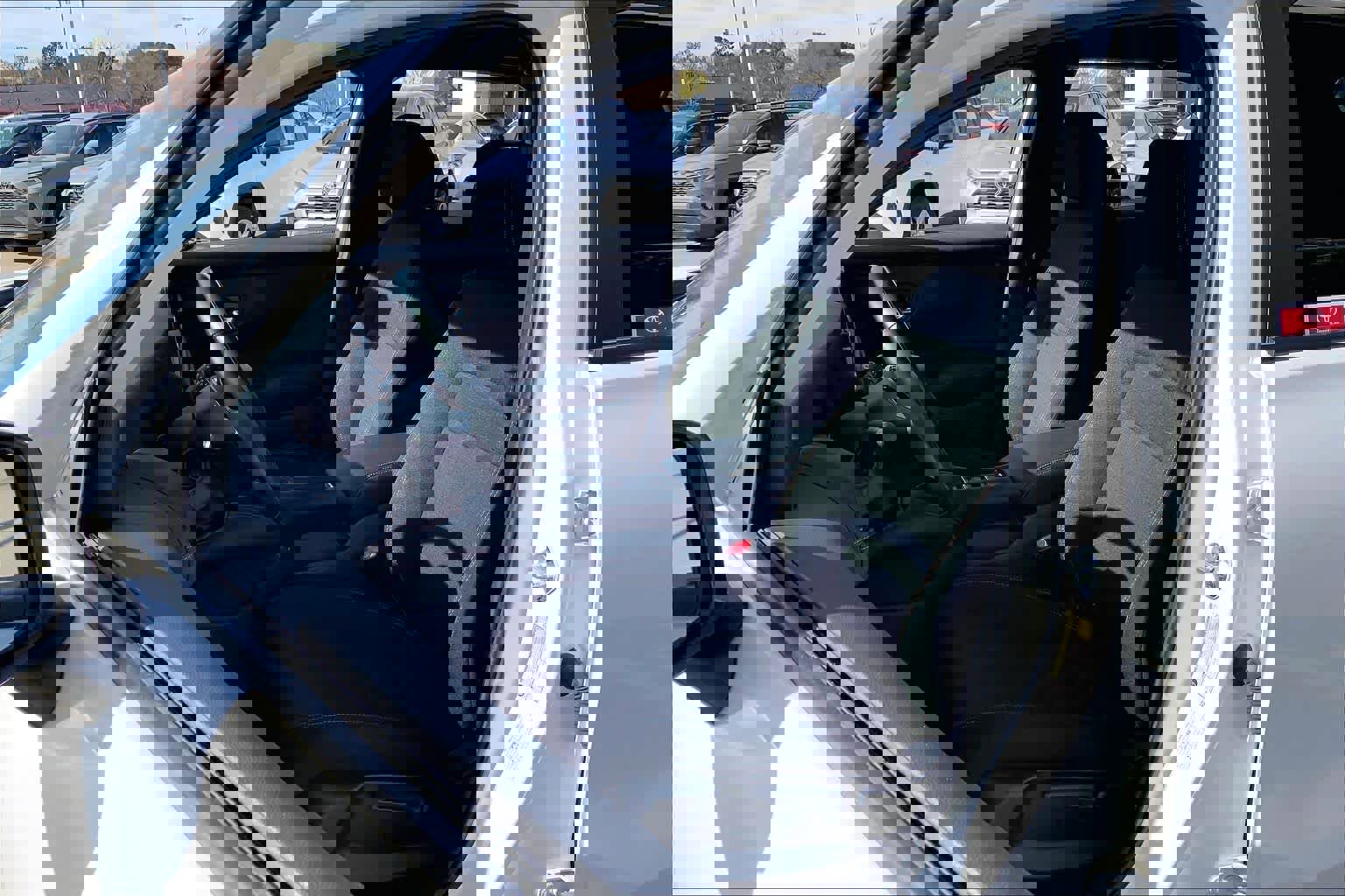 Used 2025 Honda HR-V Sport image 8