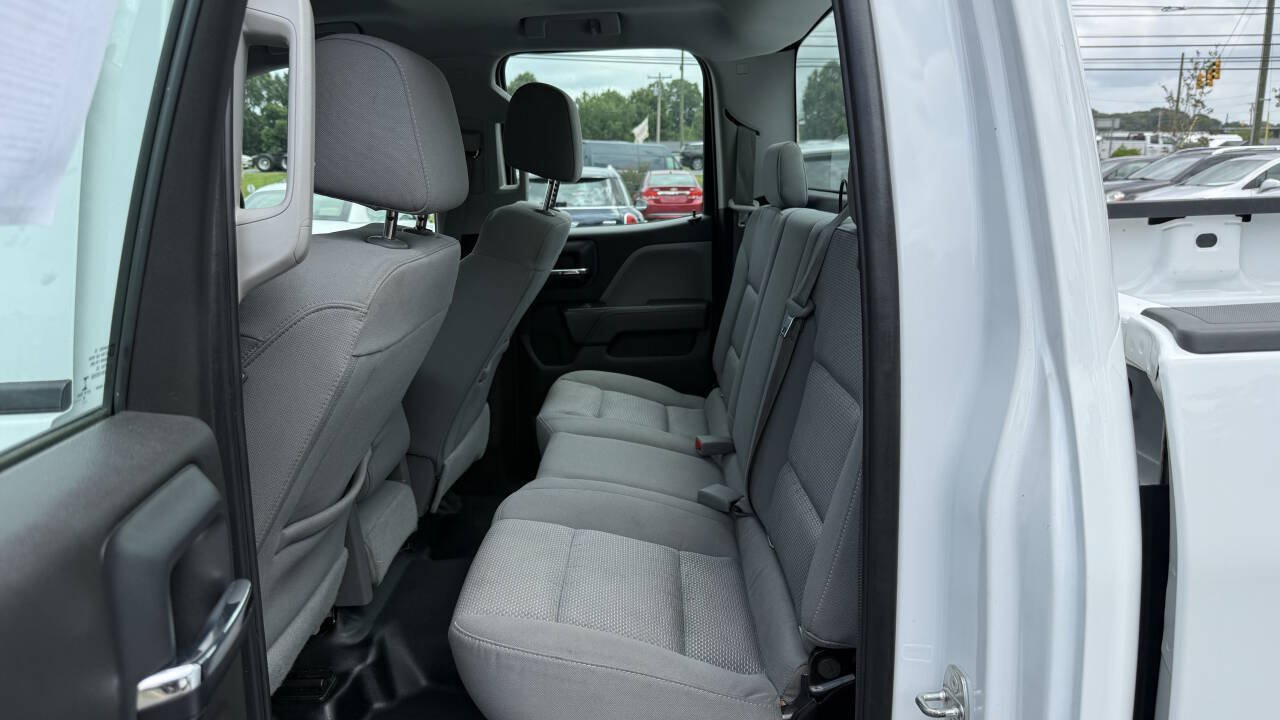 Used 2014 GMC Sierra 1500 SLT w/ SLT Preferred Package AWD/4WD image 13
