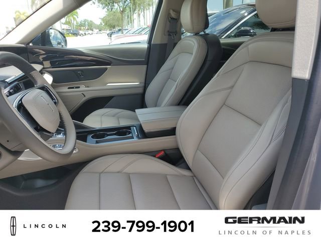 New 2025 Lincoln Nautilus Premier image 18