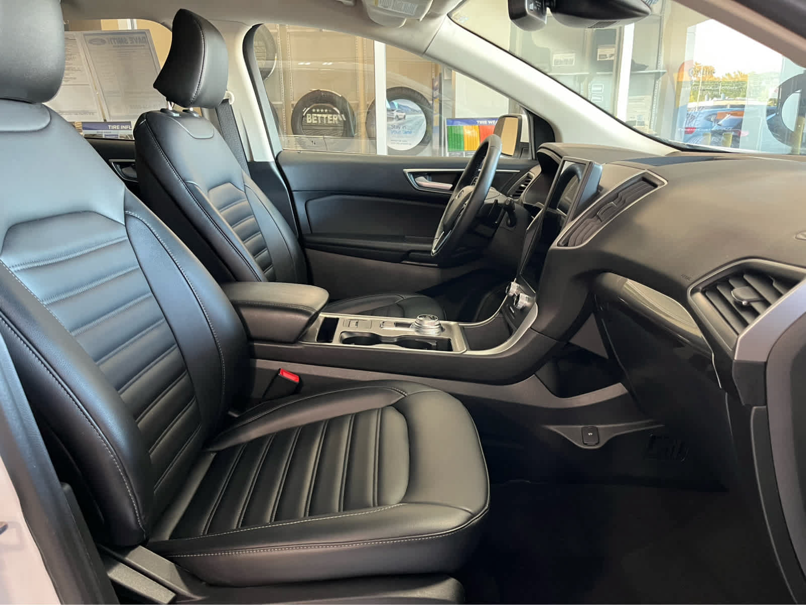 Certified 2024 Ford Edge SEL w/ Convenience Package AWD/4WD image 36