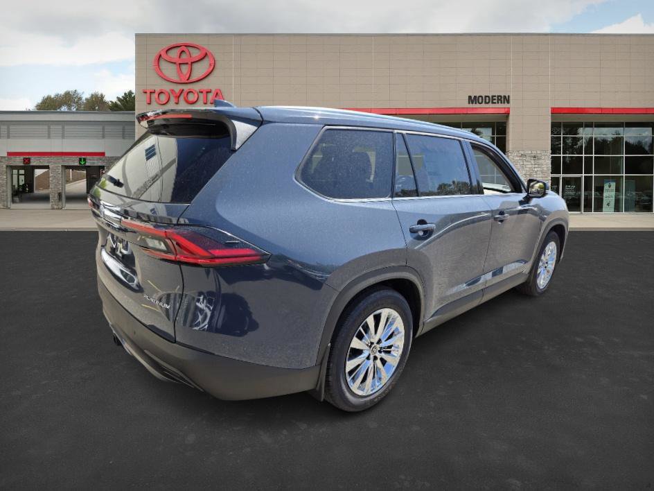 New 2025 Toyota Grand Highlander AWD image 5