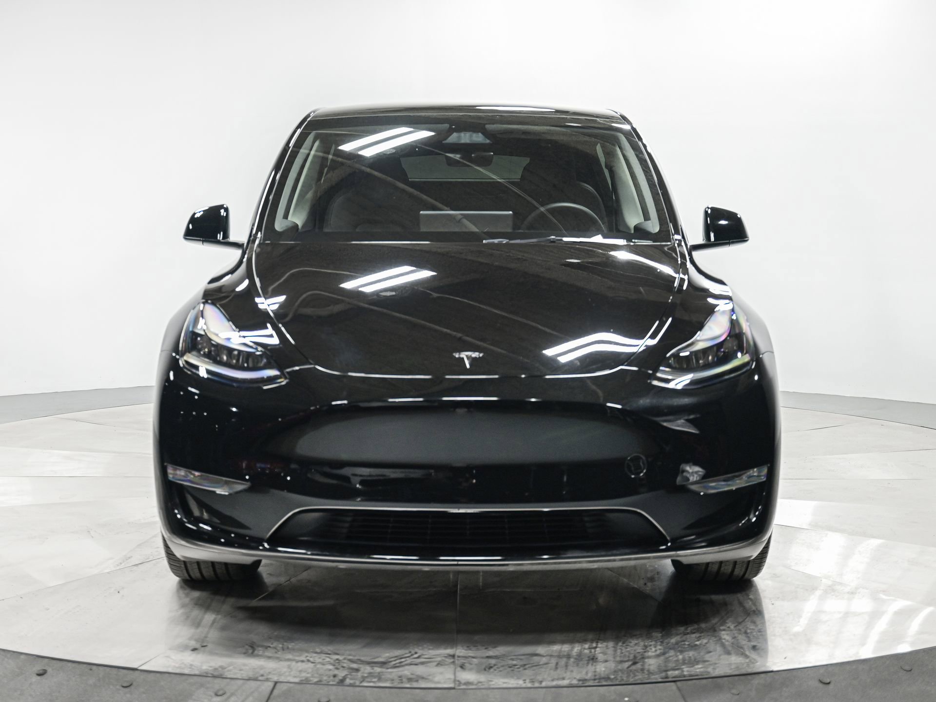 Used 2023 Tesla Model Y Long Range image 10