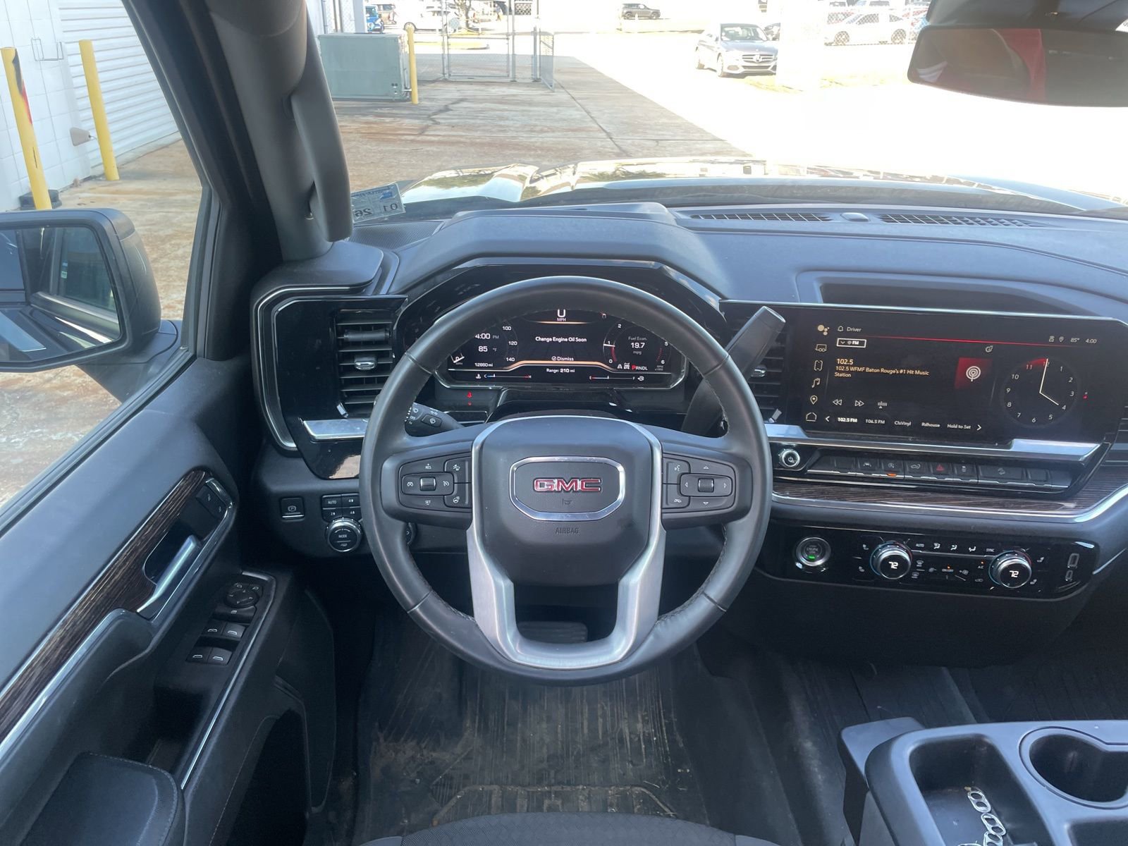 Used 2024 GMC Sierra 1500 Elevation image 11