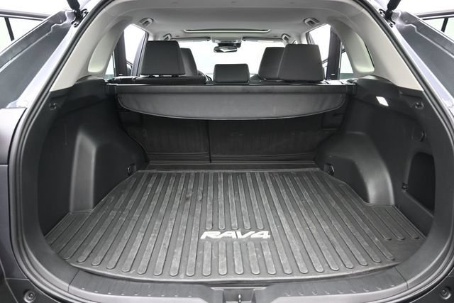 Used 2025 Toyota RAV4 XLE w/ Convenience Package AWD/4WD image 30