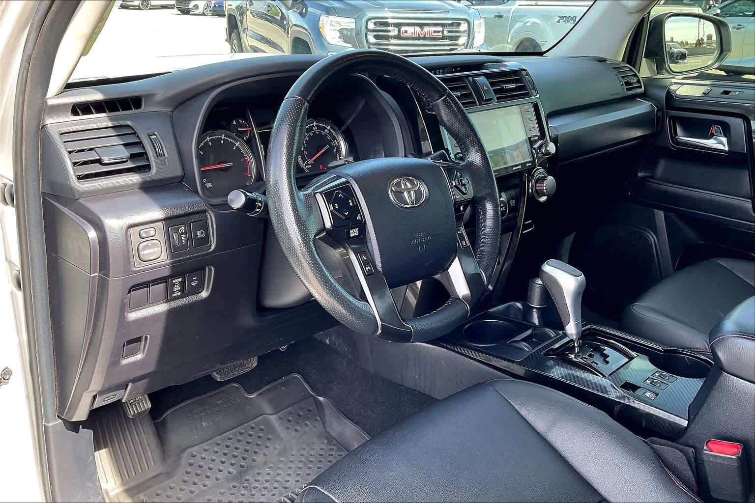 Used 2024 Toyota 4Runner TRD Off-Road Premium w/ Moonroof Package AWD/4WD image 17