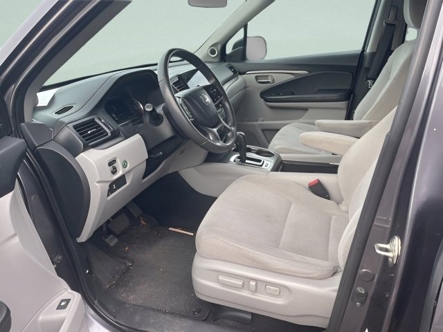Used 2019 Honda Pilot EX image 16