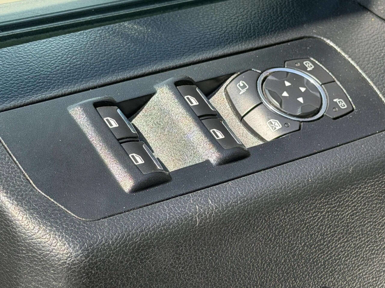 Used 2015 Ford F150 Lariat AWD/4WD image 15