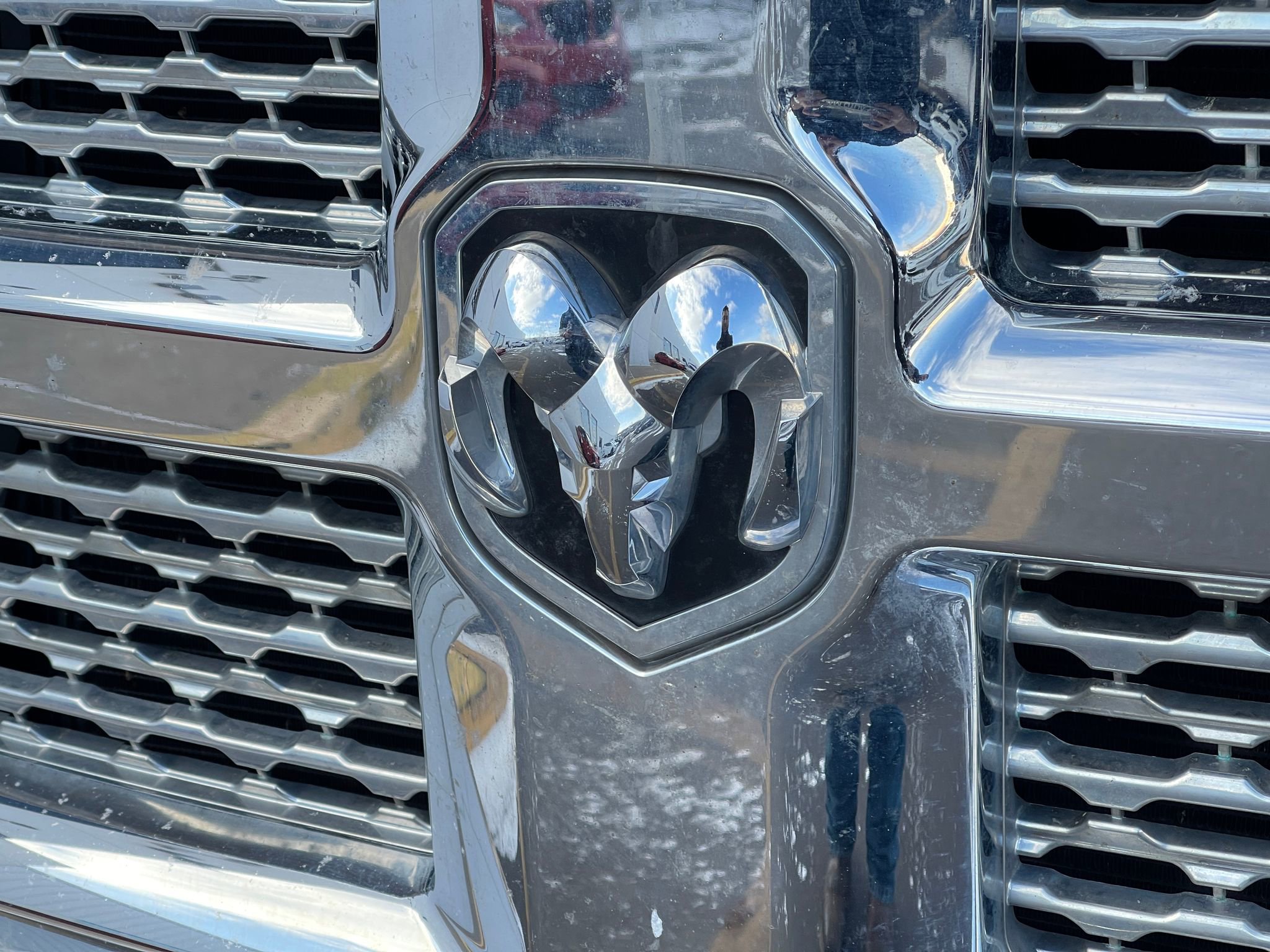 Used 2013 RAM 3500 Laramie w/ Cold Weather Group image 37