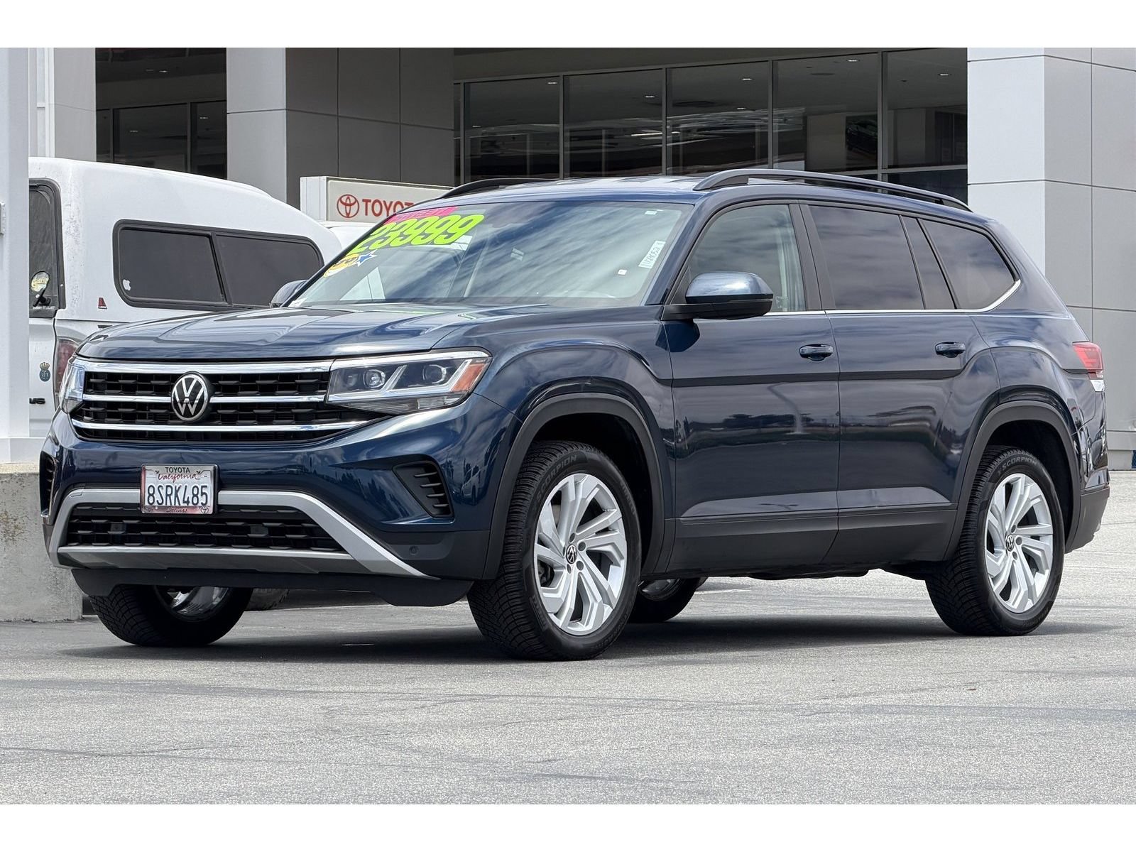 Used 2021 Volkswagen Atlas SE w/ Towing Package AWD/4WD image 8