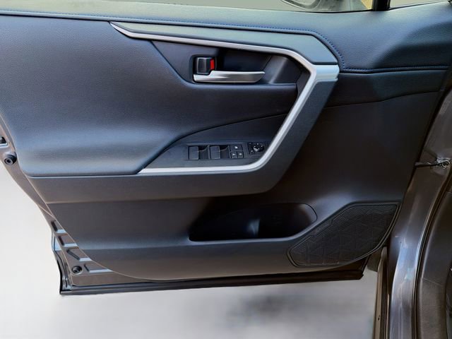 Used 2019 Toyota RAV4 XSE w/ XSE Weather Package image 22