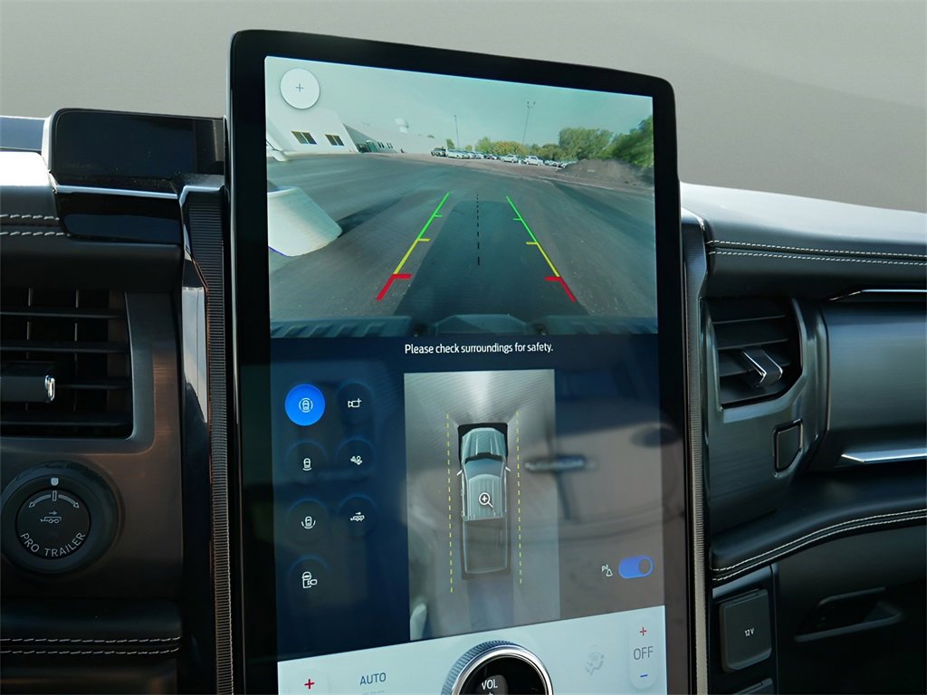 Used 2024 Ford F150 Lightning Platinum image 27