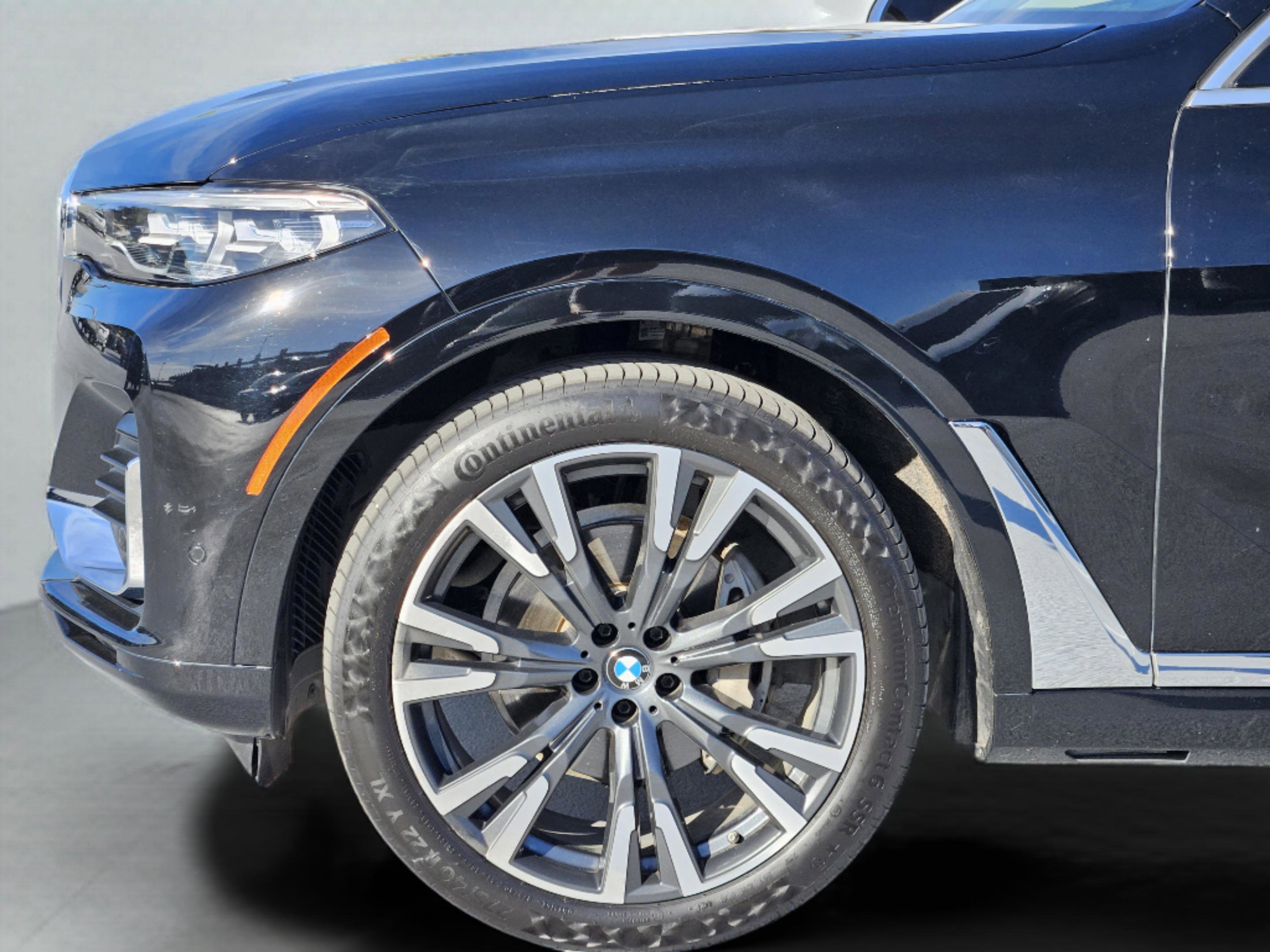 Used 2020 BMW X7 xDrive40i w/ Premium Package image 12