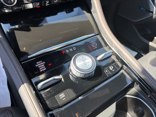 Used 2023 Jeep Grand Cherokee Summit AWD/4WD image 21