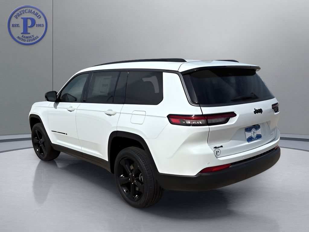 New 2026 Jeep Grand Cherokee L Limited w/ Limited Altitude Package AWD/4WD image 5