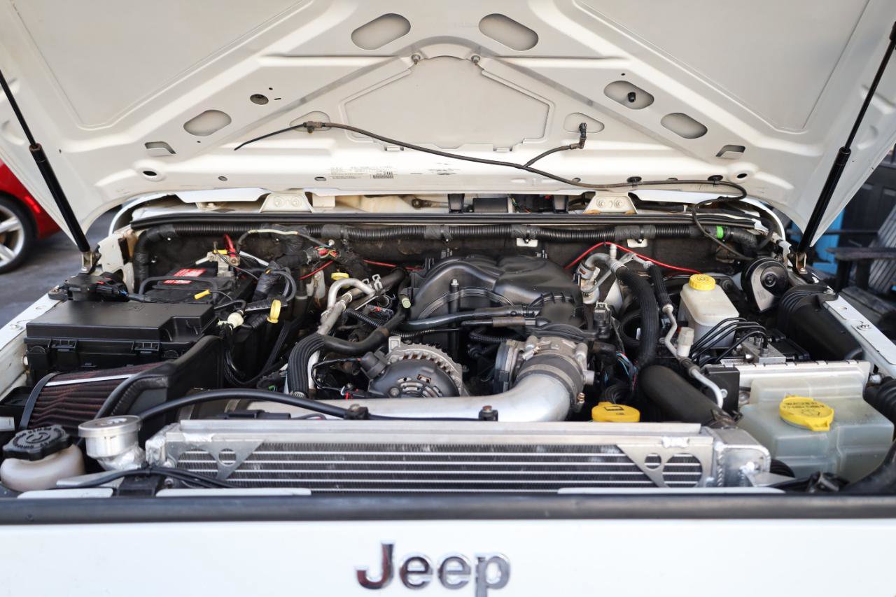 Used 2018 Jeep Wrangler Unlimited Sport S image 11