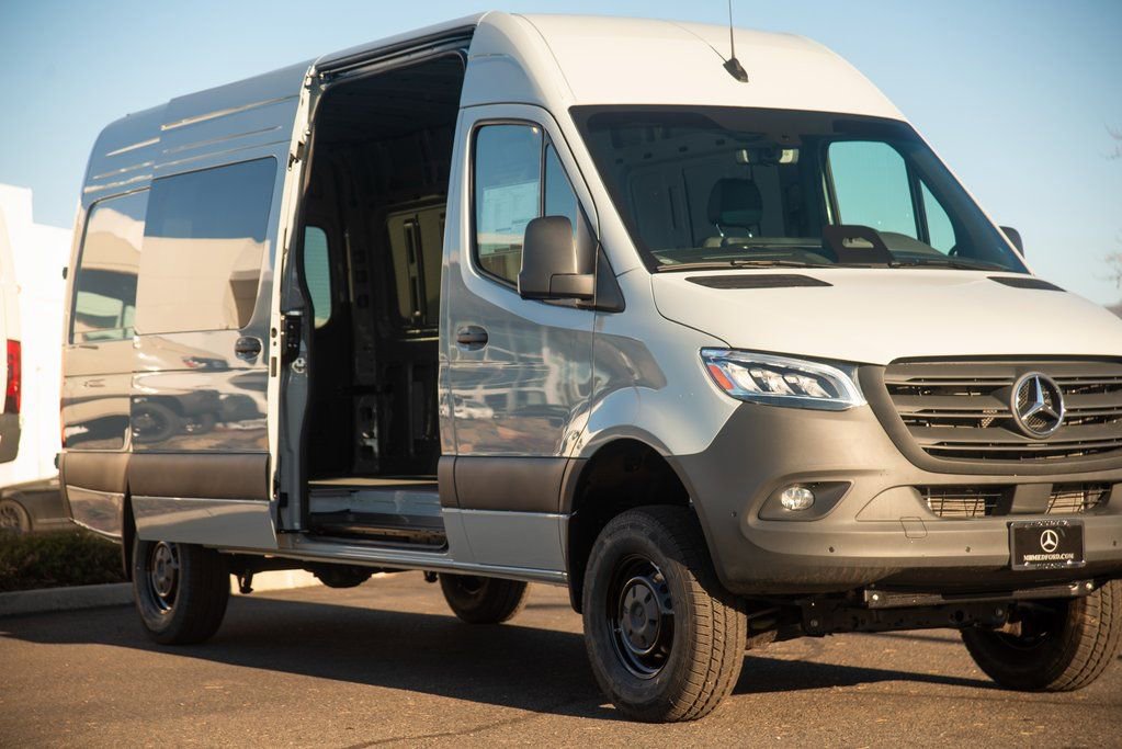 New 2025 Mercedes-Benz Sprinter 2500 image 8