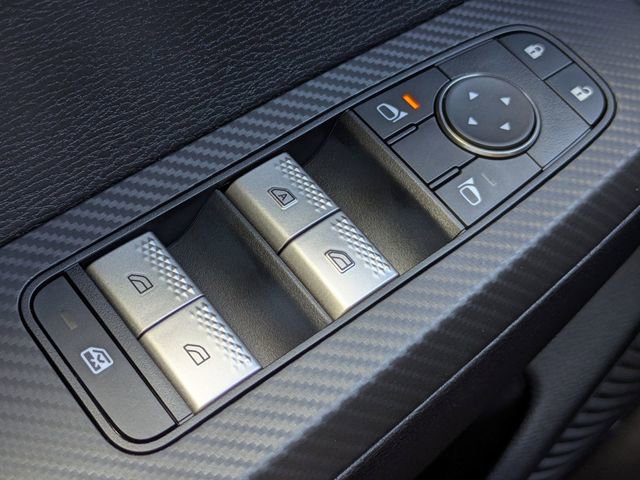 New 2025 Mitsubishi Outlander ES image 23