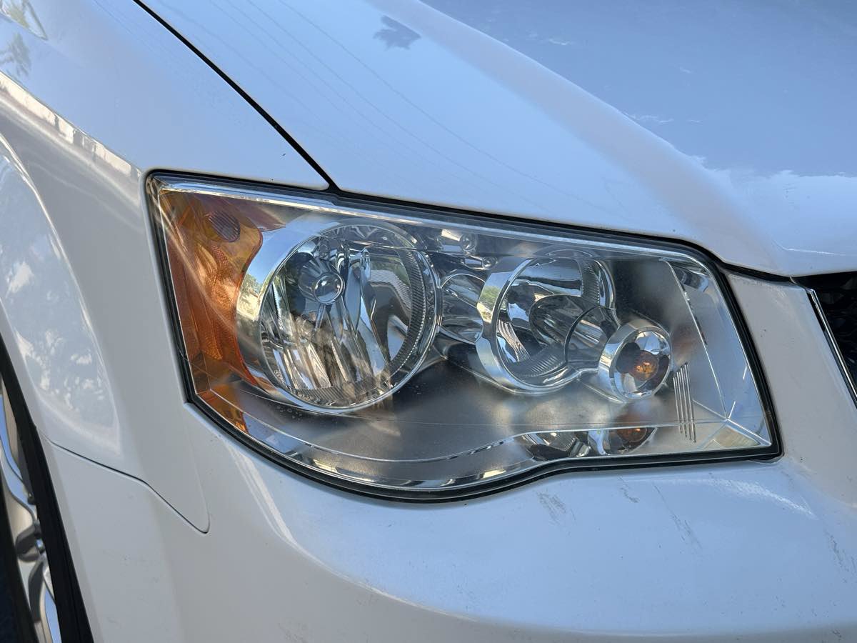 Used 2020 Dodge Grand Caravan SXT FWD image 43