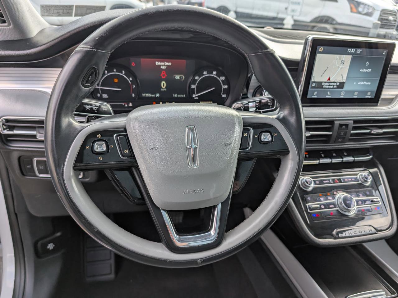Used 2020 Lincoln Corsair AWD w/ Premium Package image 15