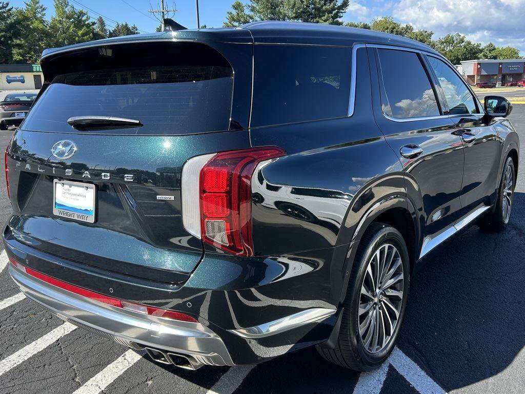 Used 2025 Hyundai Palisade Calligraphy image 8