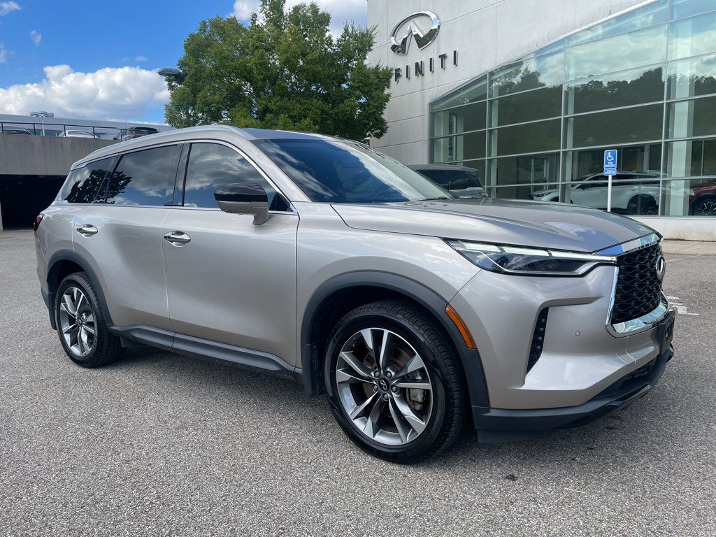 Used 2023 INFINITI QX60 Luxe w/ Cargo Package