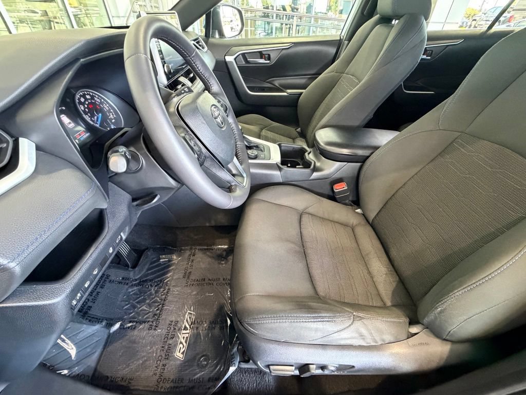 Certified 2022 Toyota RAV4 SE w/ Convenience Package AWD/4WD image 20