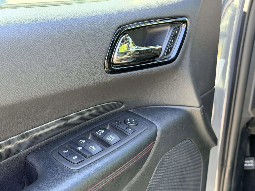 Used 2025 Dodge Durango GT AWD/4WD image 23