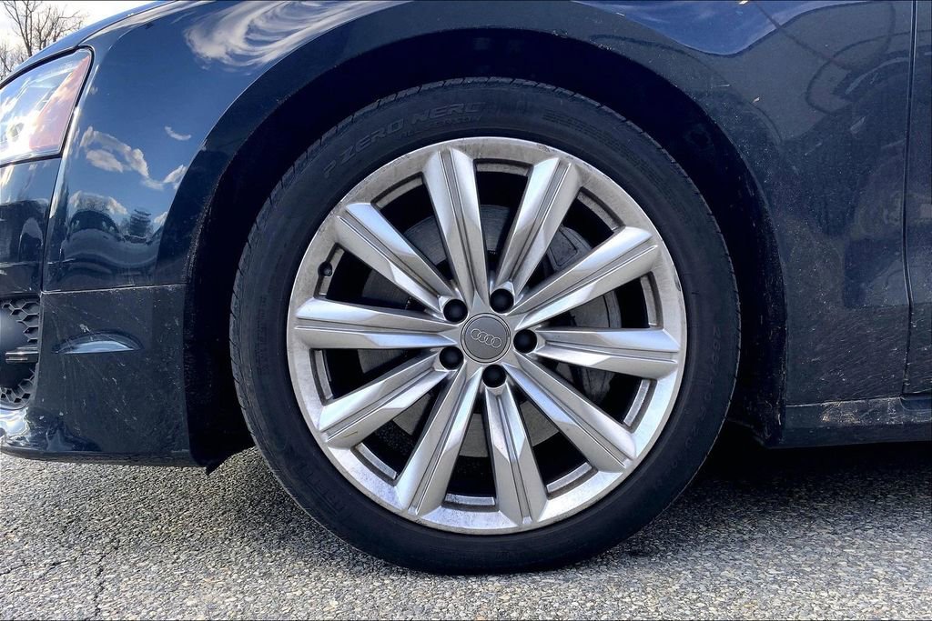 Used 2017 Audi A8 L 3.0T w/ Executive Package image 6
