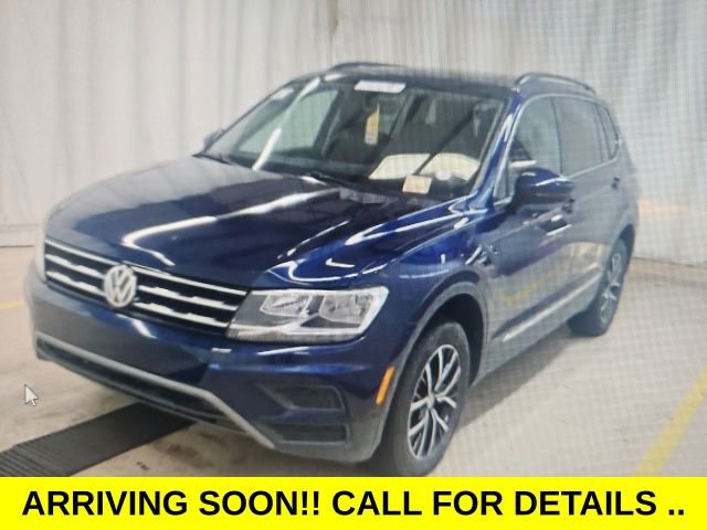 Used 2021 Volkswagen Tiguan SE w/ Panoramic Sunroof Package image 1