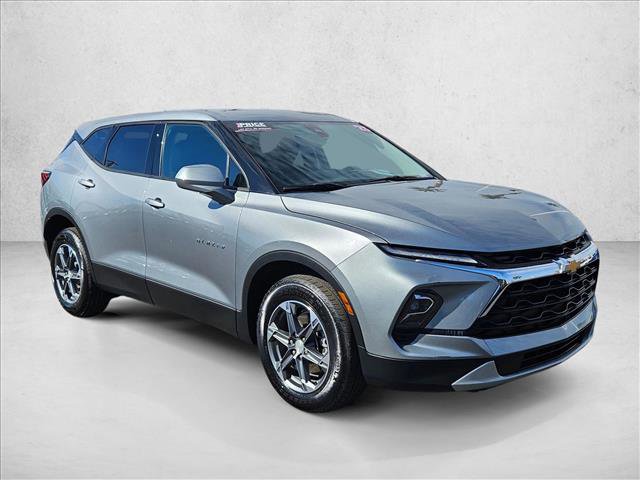Used 2025 Chevrolet Blazer LT video 3