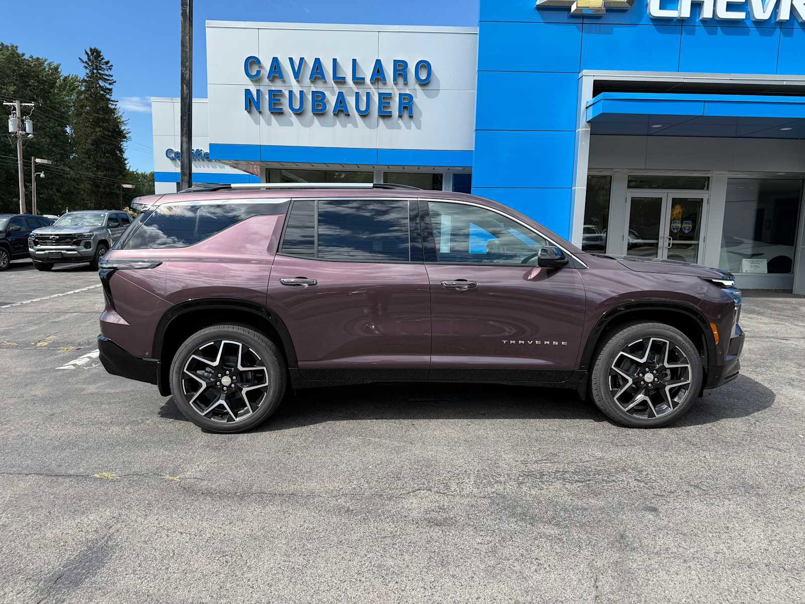 New 2026 Chevrolet Traverse High Country image 4