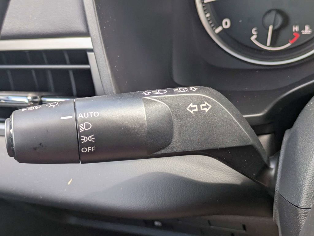 New 2026 Mitsubishi Outlander ES FWD image 25