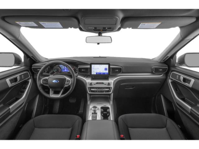 Used 2024 Ford Explorer XLT image 9