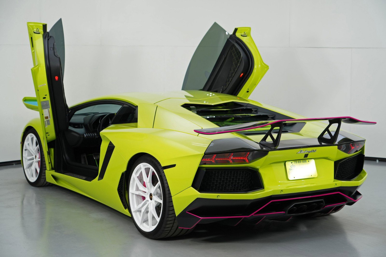 Used 2015 Lamborghini Aventador LP 700-4 image 68
