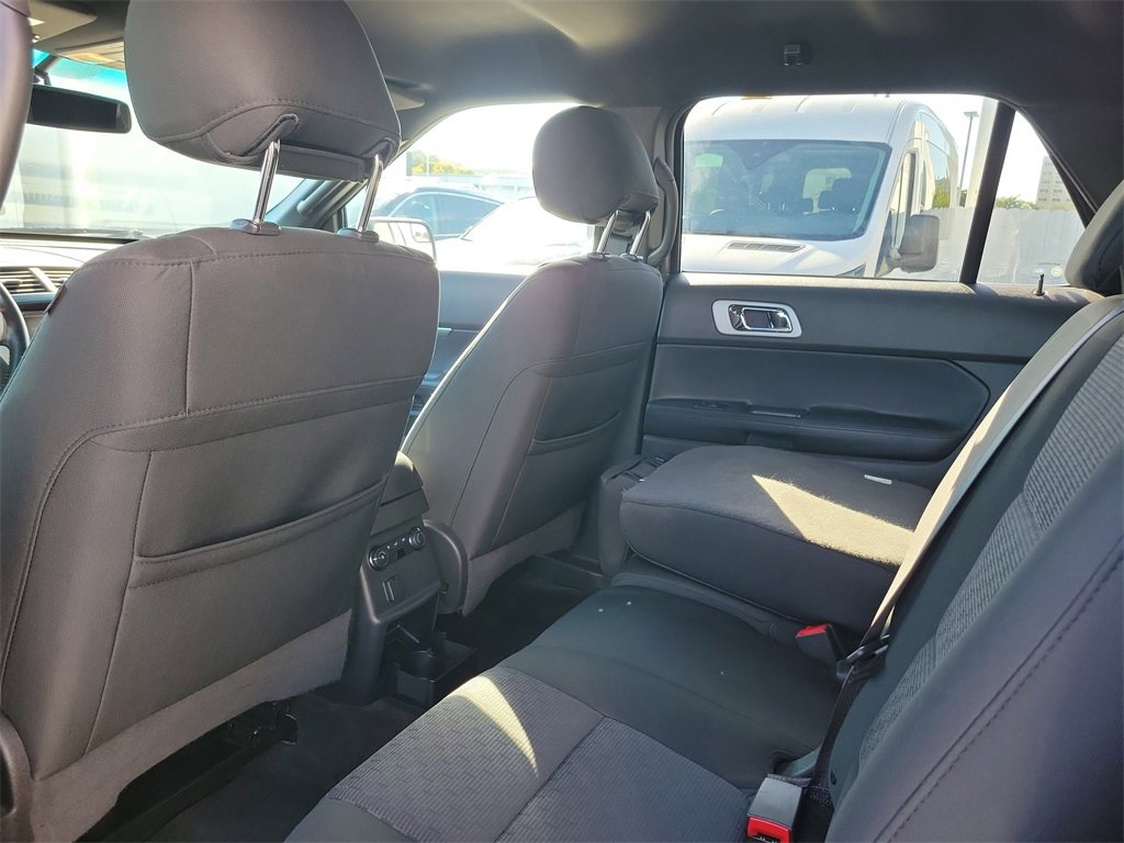 Used 2014 Ford Explorer XLT w/ Equipment Group 201A image 5