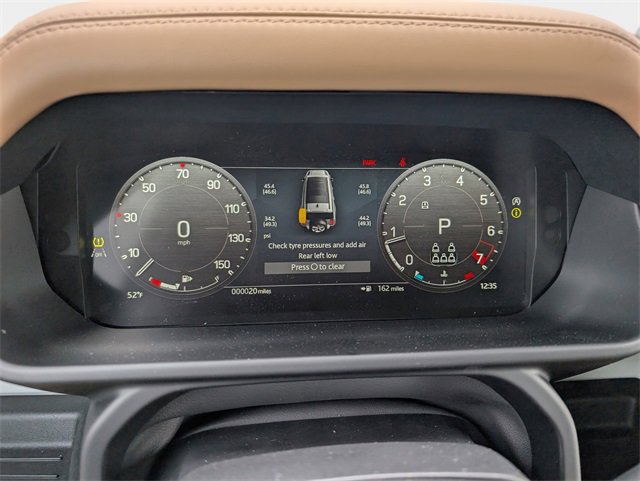 New 2025 Land Rover Defender 130 S image 9