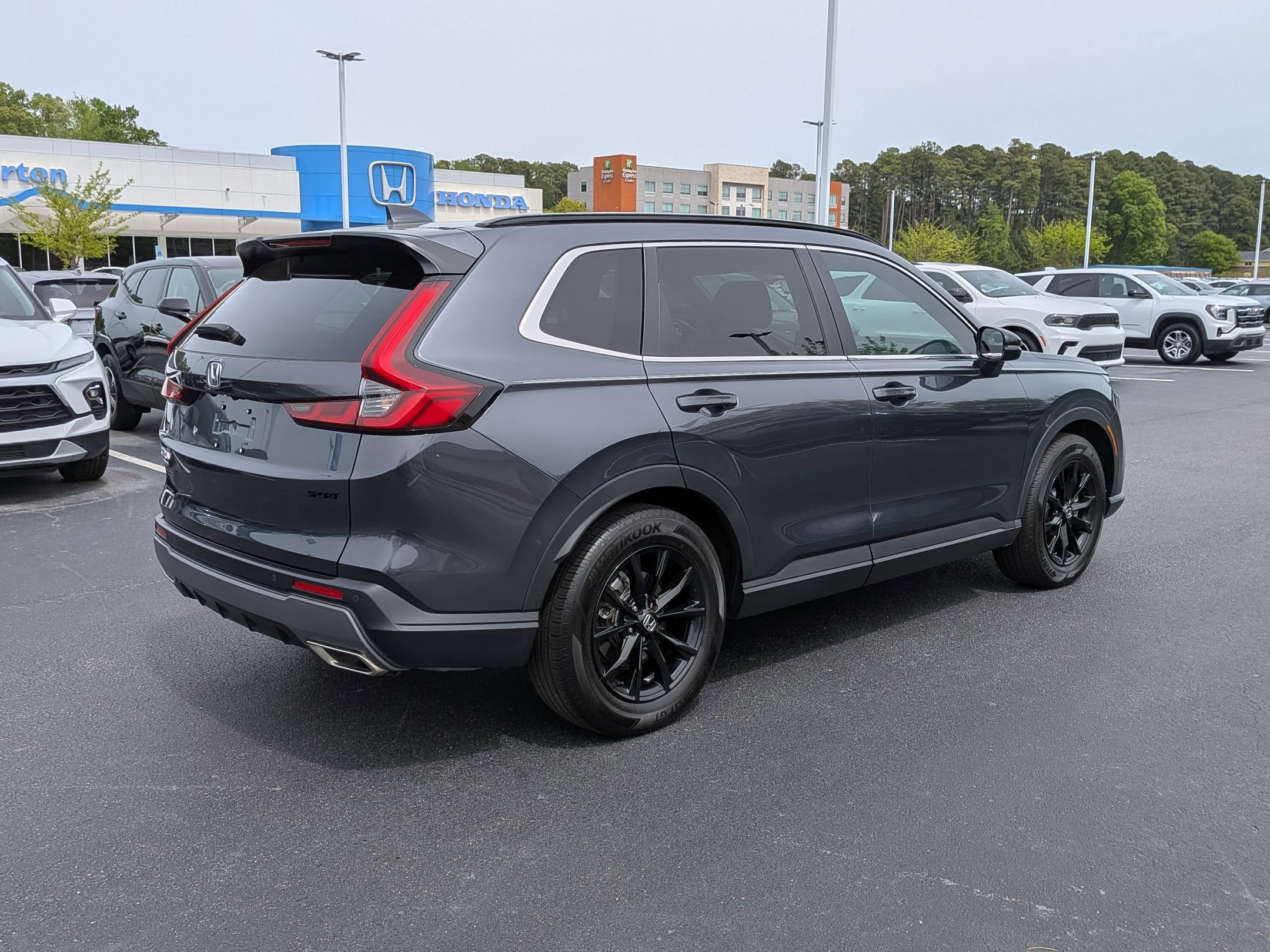 Used 2025 Honda CR-V Sport-L image 3
