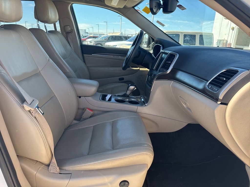 Used 2018 Jeep Grand Cherokee Limited w/ Luxury Group II image 10