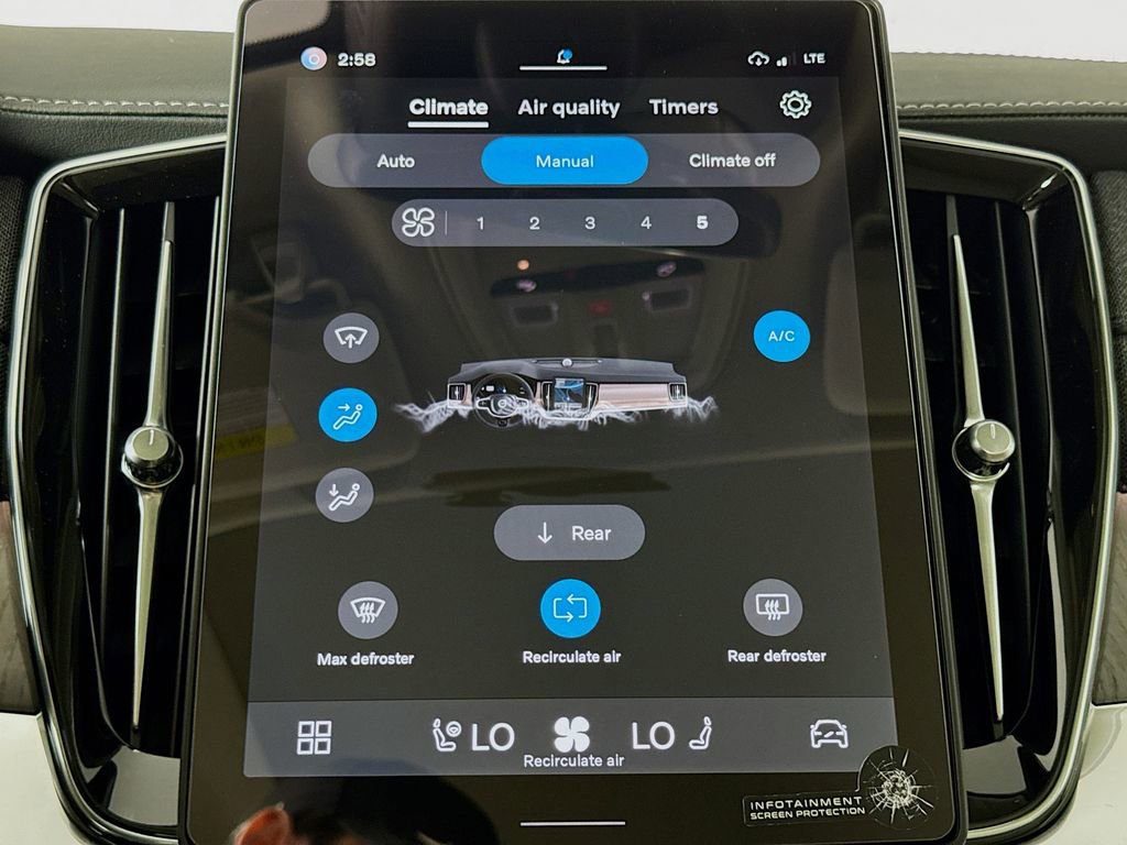 New 2026 Volvo XC90 T8 Ultra w/ Protection Package Premier image 15