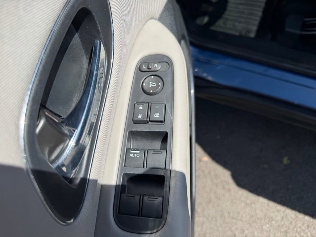 Used 2017 Honda HR-V EX image 12