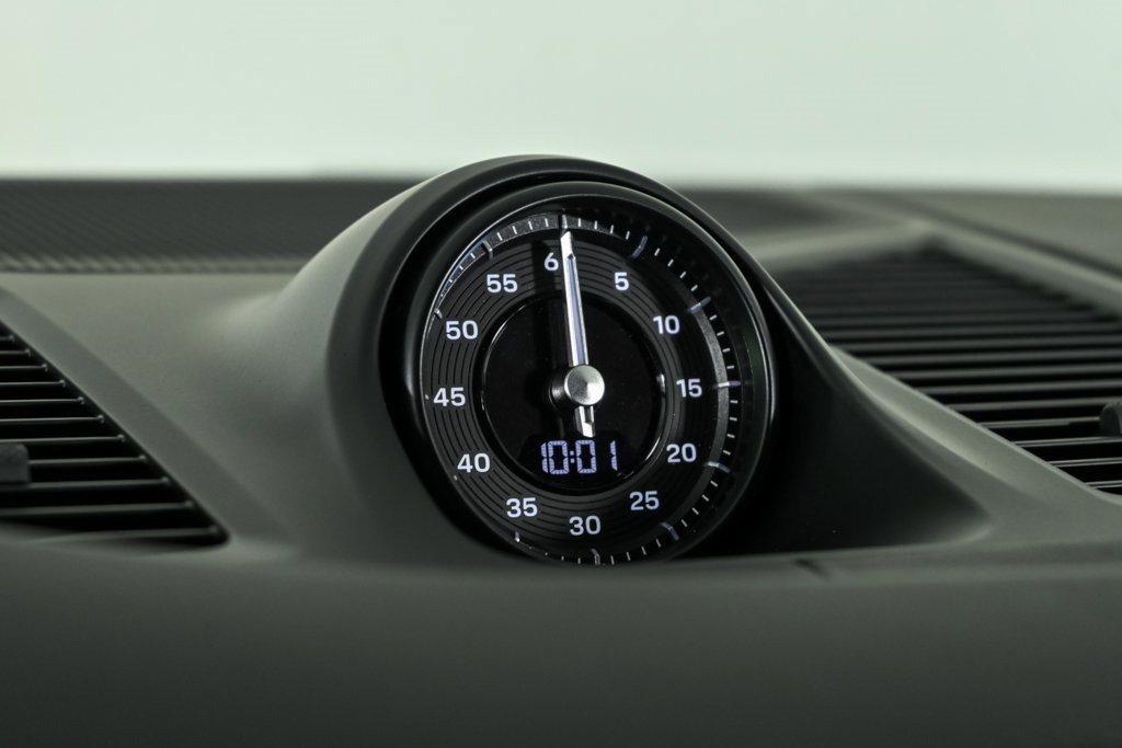 New 2025 Porsche Cayenne Coupe image 17