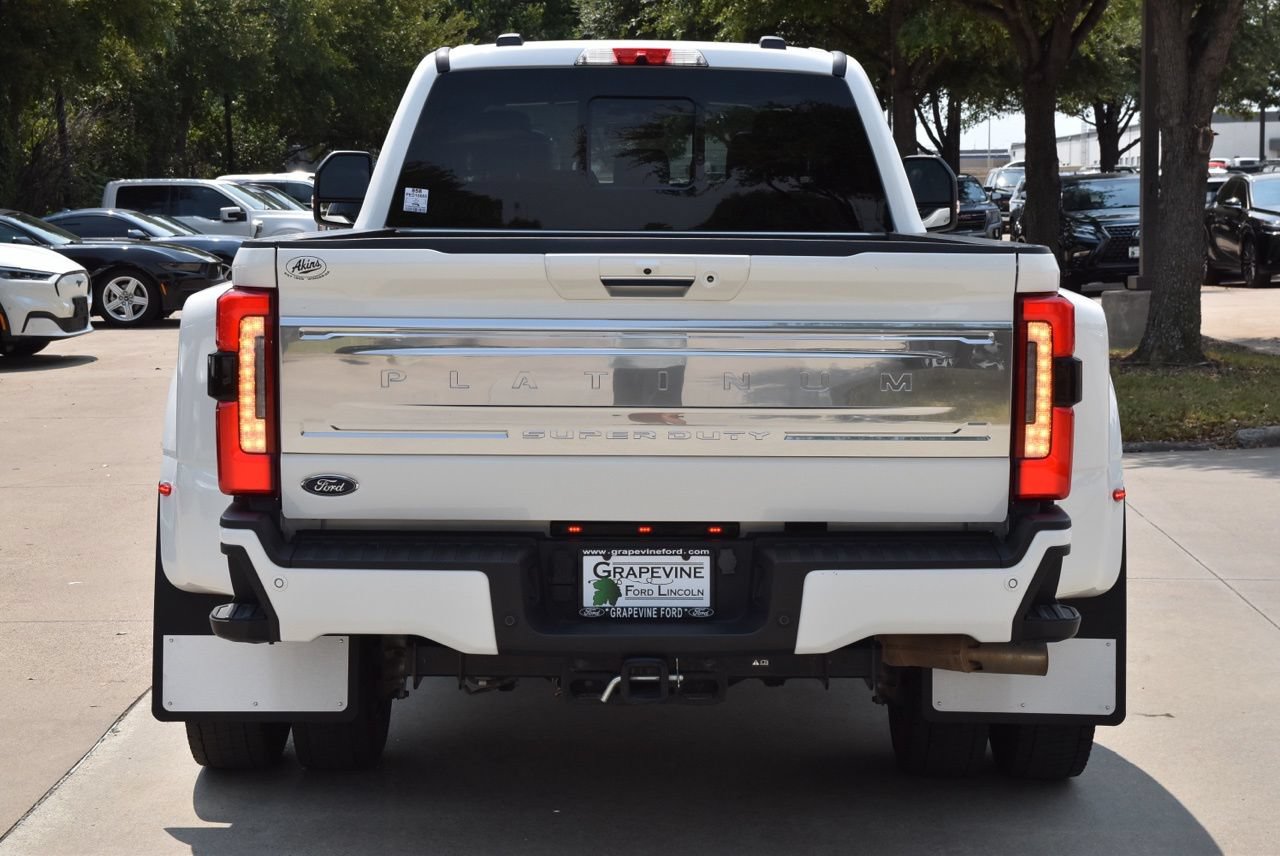 Used 2023 Ford F450 Platinum w/ FX4 Off-Road Package AWD/4WD image 9