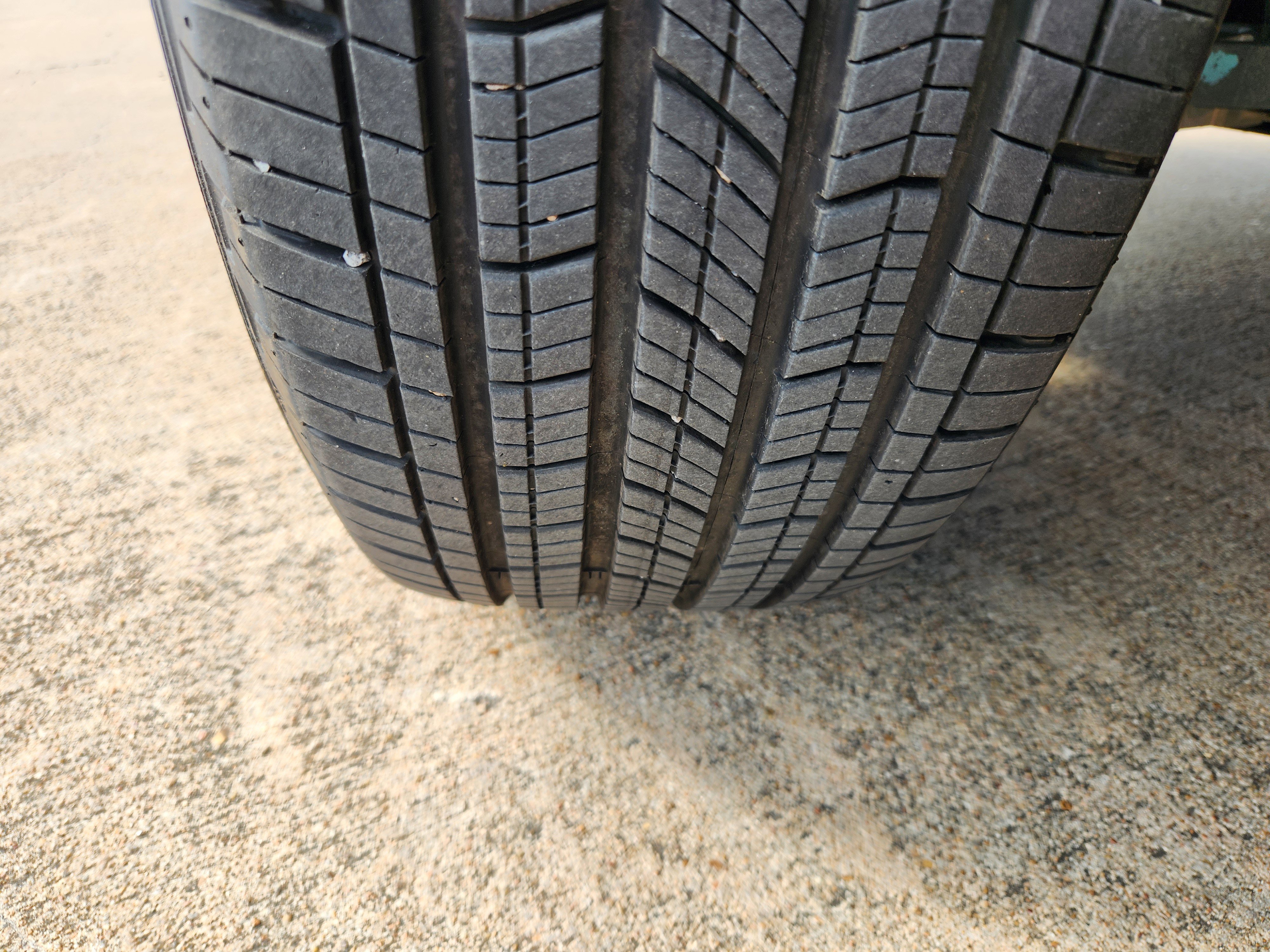 Used 2025 Jeep Grand Cherokee Laredo X image 11