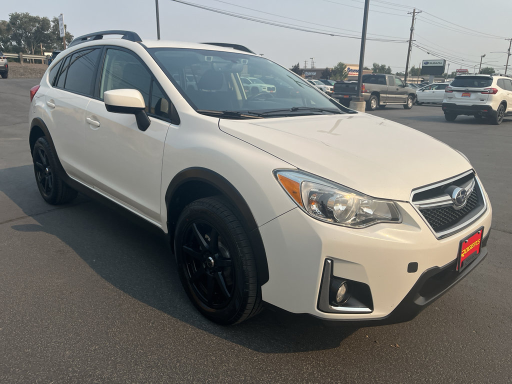 Used 2017 Subaru Crosstrek 2.0i Premium AWD/4WD image 3