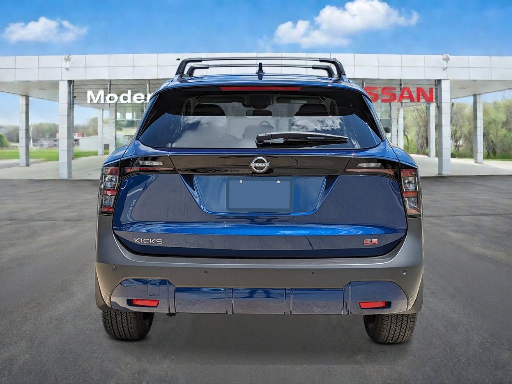New 2026 Nissan Kicks SR FWD image 4