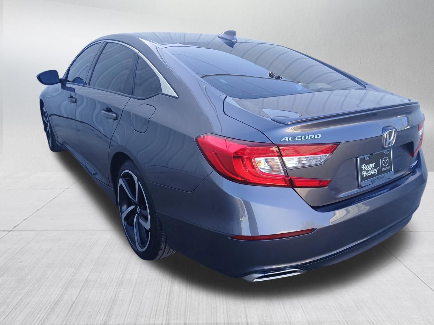 Used 2020 Honda Accord Sport image 6