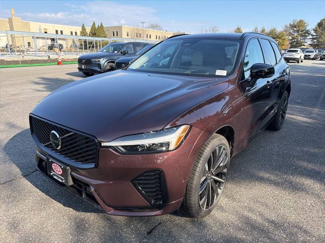 New 2026 Volvo XC60 T8 Ultra w/ Protection Package Premier AWD/4WD image 3