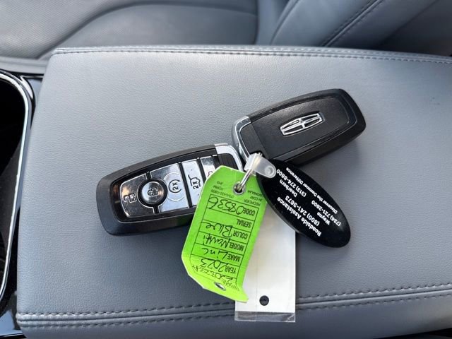 Certified 2023 Lincoln Nautilus Reserve w/ Equipment Group 201A image 34