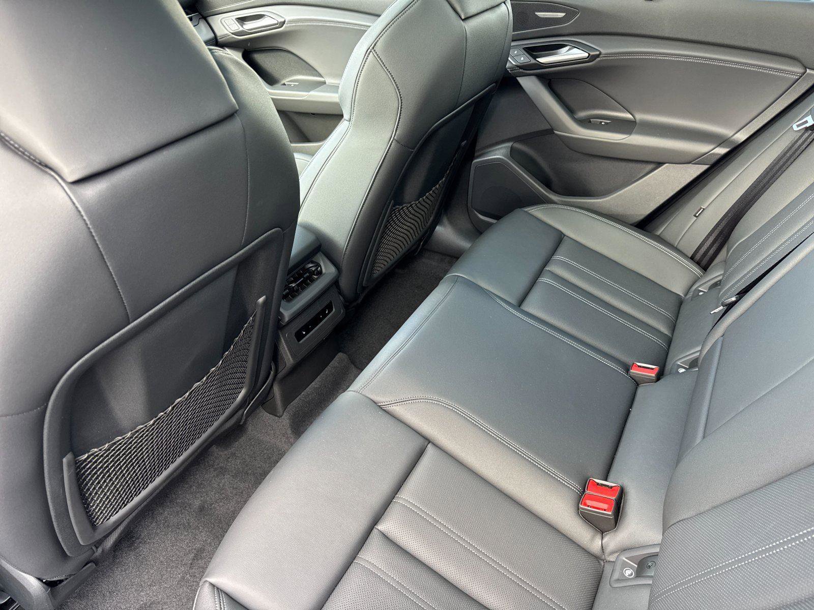 New 2027 Audi SQ6 e-tron Premium Plus AWD/4WD image 11