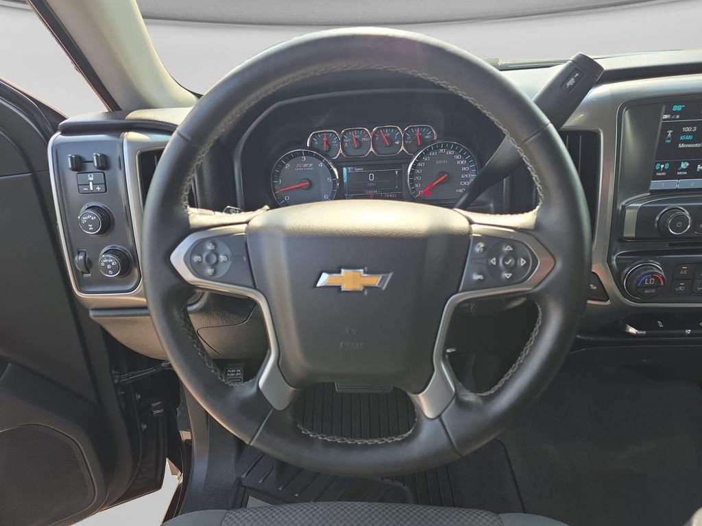 Used 2018 Chevrolet Silverado 1500 LT w/ All Star Edition AWD/4WD image 15